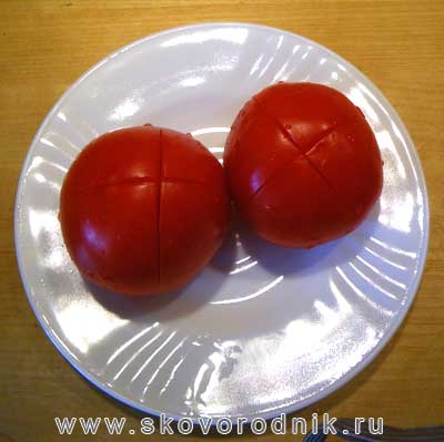 надрезанные помидоры